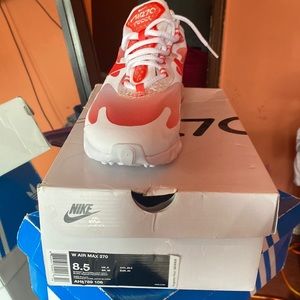 WMNS Airmax 270- SZ 10
